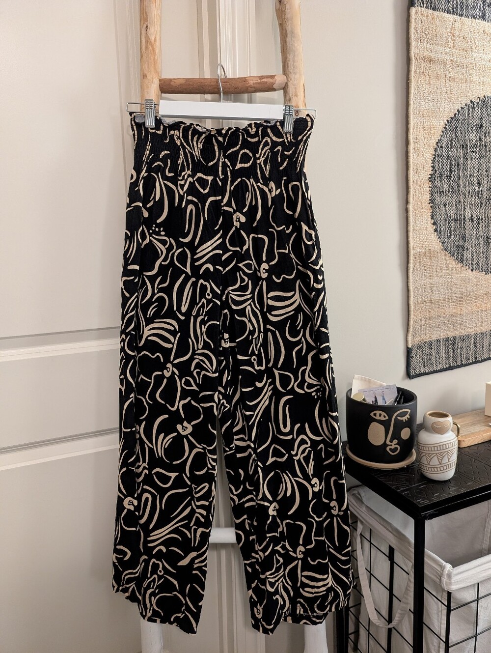 Coco + Carmen Flowy Pant - Small/Medium